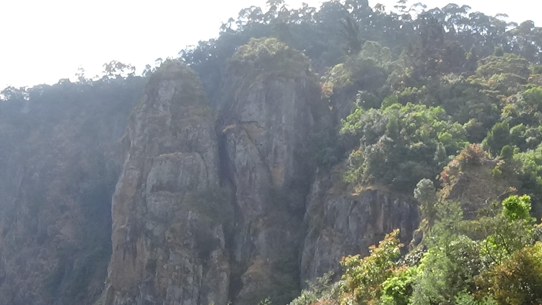 Kodaikanal Pillar Rocks and hill route